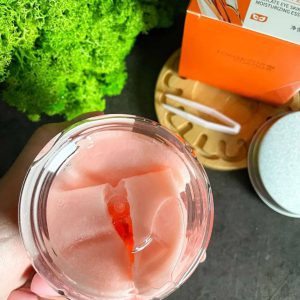 پچ دور چشم ایمیج