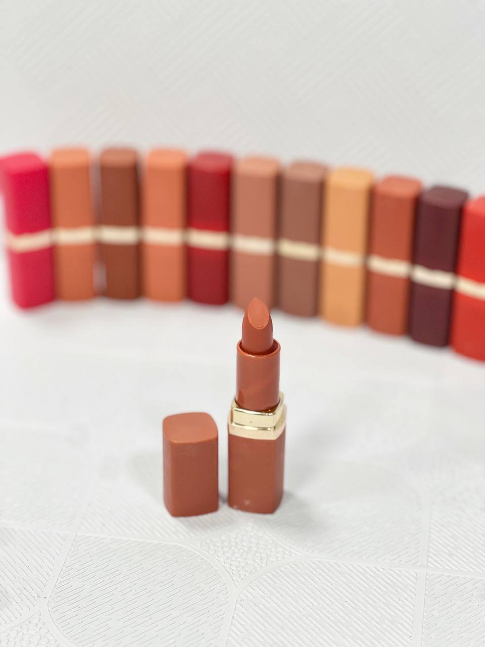 رژ جامد مات میس بتی - Image 2