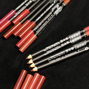 خط لب بلند برند پریکال