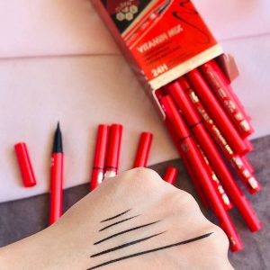 خط چشم ماژیکی سوپر مات آرت اسکین