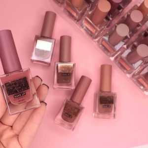 پک لاک ناخن مارکت مکیاج رنگ کالباسی نود