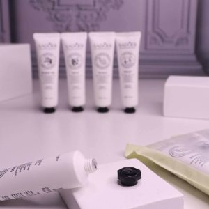 پک پنج عددی کرم دست شیر گاو برند سادور