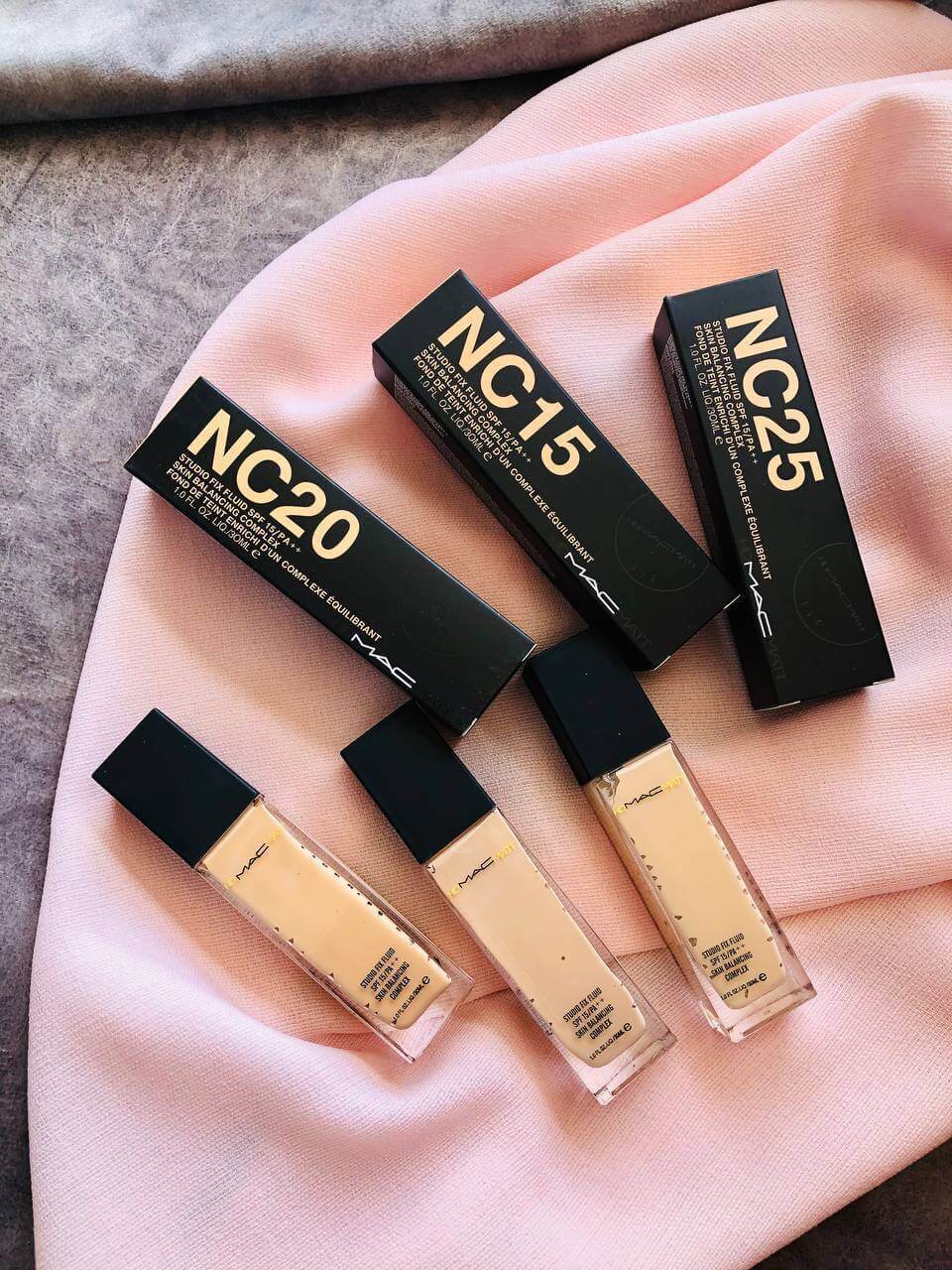 کرم پودر شیشه ای مک