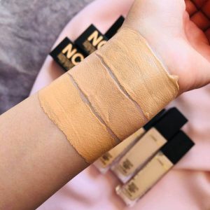 کرم پودر شیشه ای مک مدل مینرال